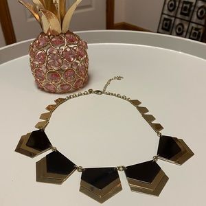 ☀️ 3/$25 Express Gold Chevron Necklace